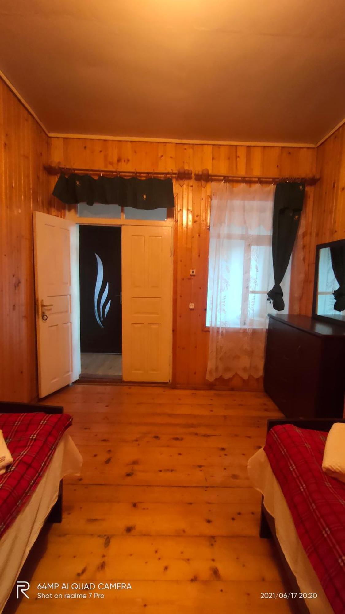 Shaulini Hotel Kashveti Værelse billede