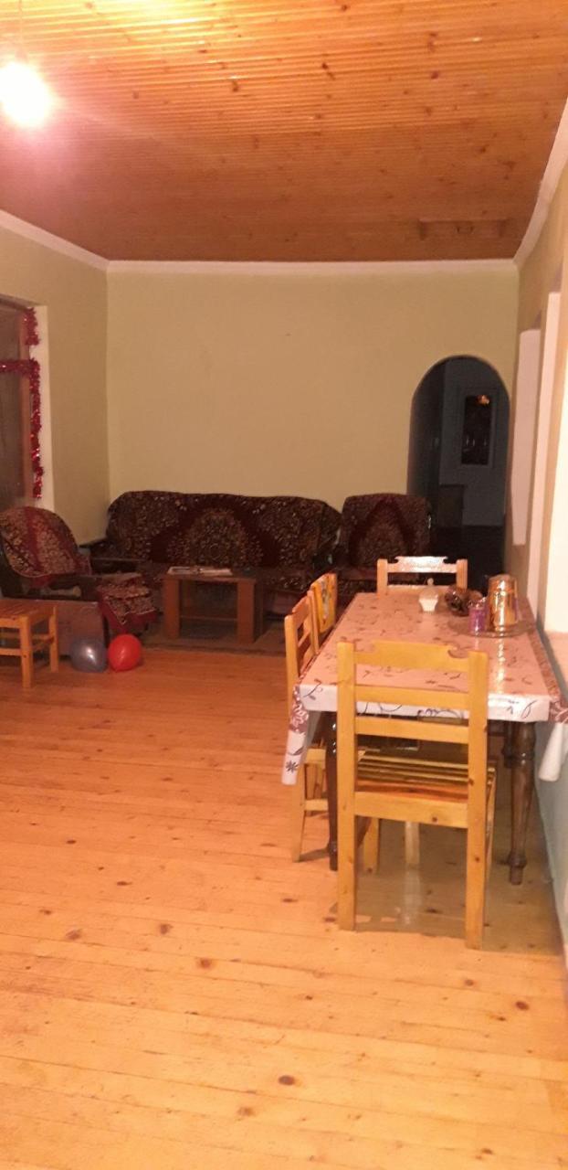 Shaulini Hotel Kashveti Eksteriør billede
